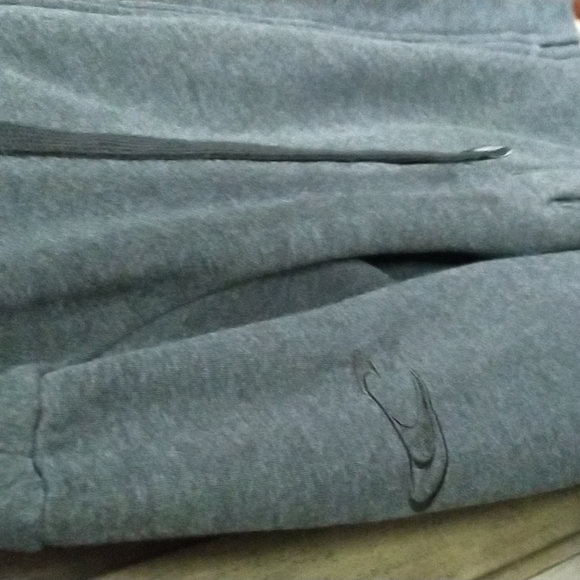 O'Neill dark grey hoodie size L - Picture 3 of 6